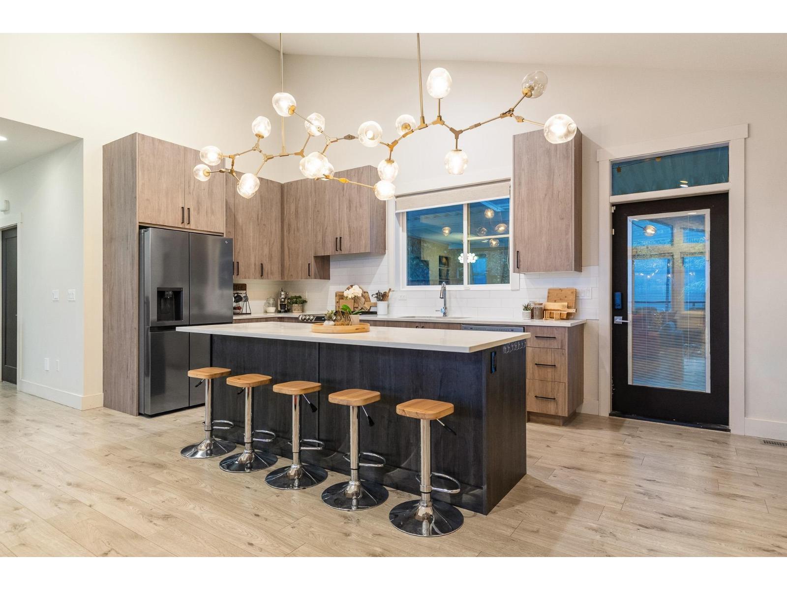 46814 Sylvan Drive, Promontory, Chilliwack, British Columbia  V2R 4E9 - Photo 10 - R3068391