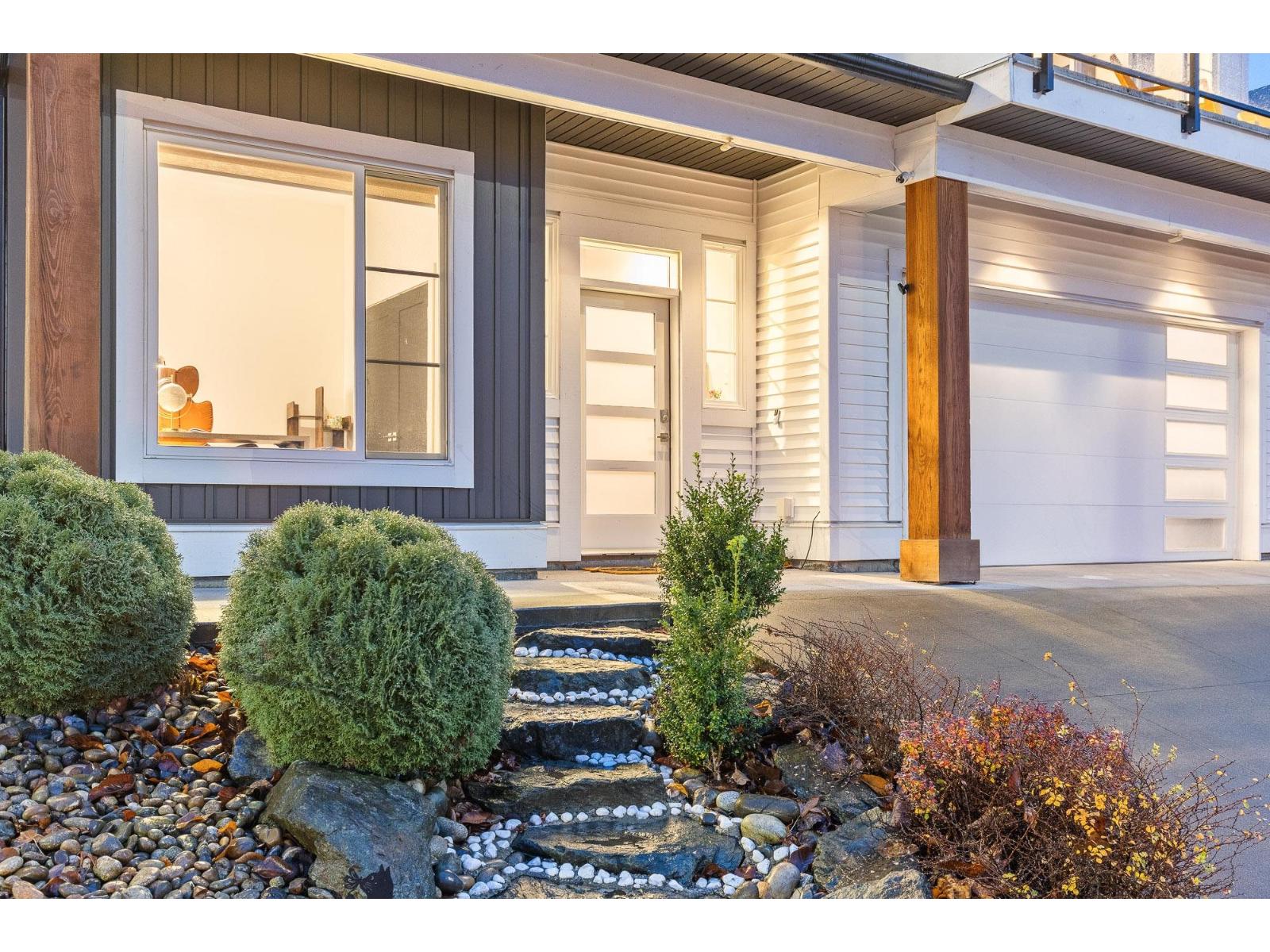 46814 Sylvan Drive, Promontory, Chilliwack, British Columbia  V2R 4E9 - Photo 8 - R3068391