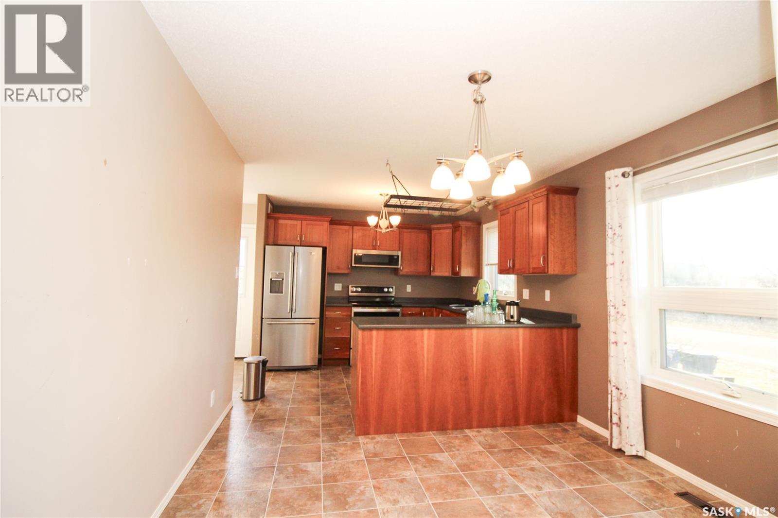 406 Main Street, Climax, Saskatchewan  S0N 0N0 - Photo 9 - SK024234