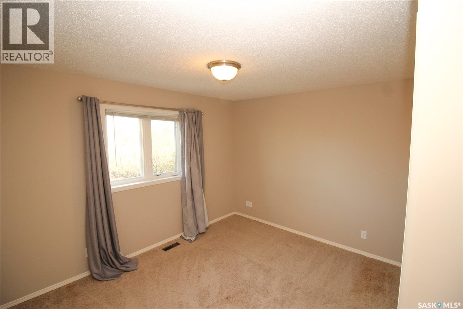 406 Main Street, Climax, Saskatchewan  S0N 0N0 - Photo 24 - SK024234