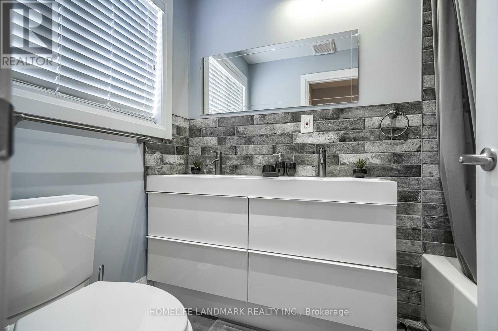 1703 Shadybrook Drive, Pickering, Ontario  L1V 3A3 - Photo 25 - E12556150