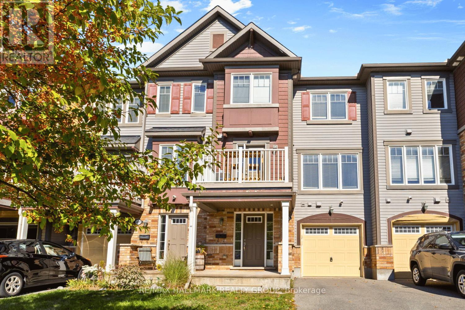469 MEADOWHAWK CRESCENT, Ottawa, Ontario