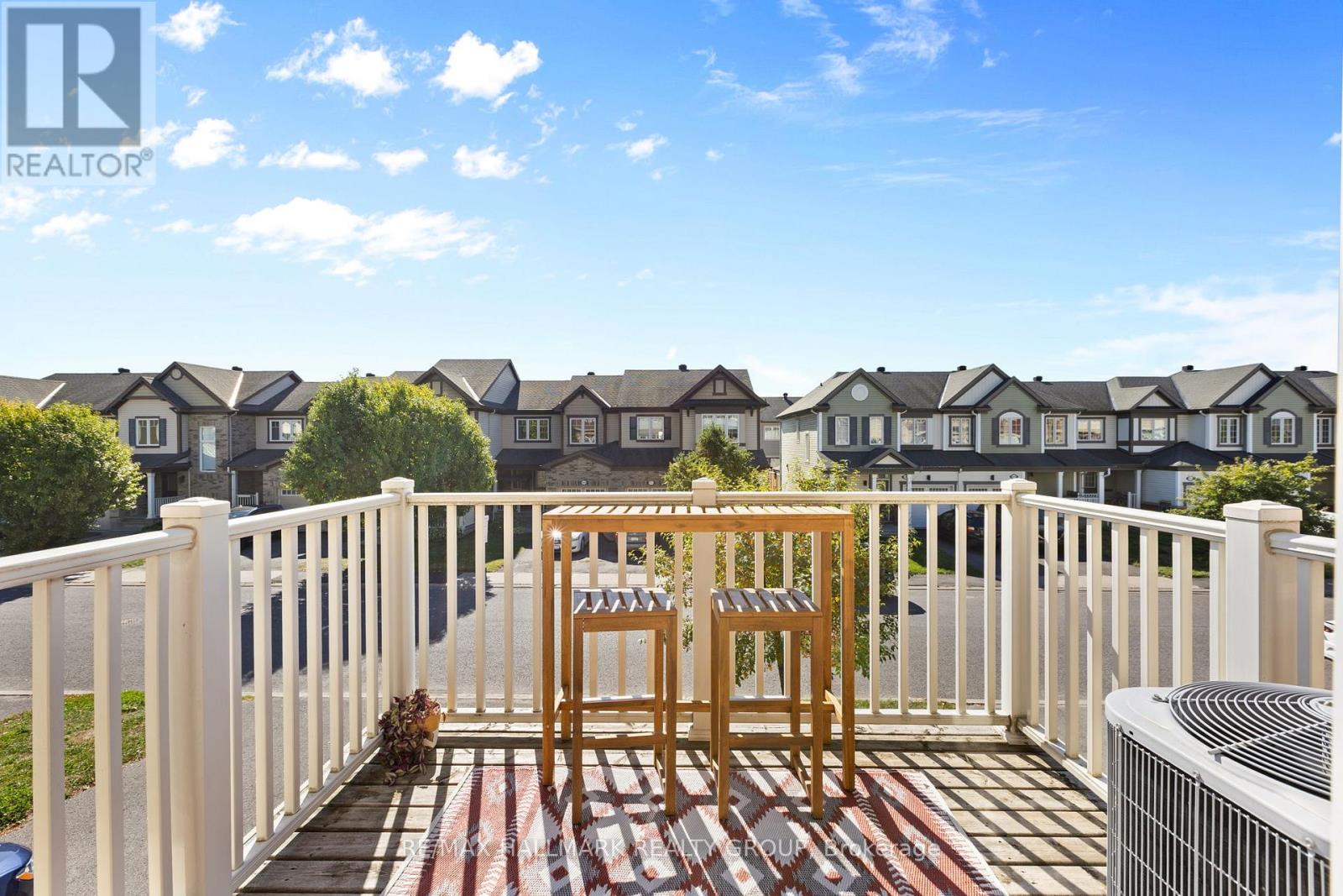 469 Meadowhawk Crescent, Ottawa, Ontario  K2J 5W7 - Photo 11 - X12556354