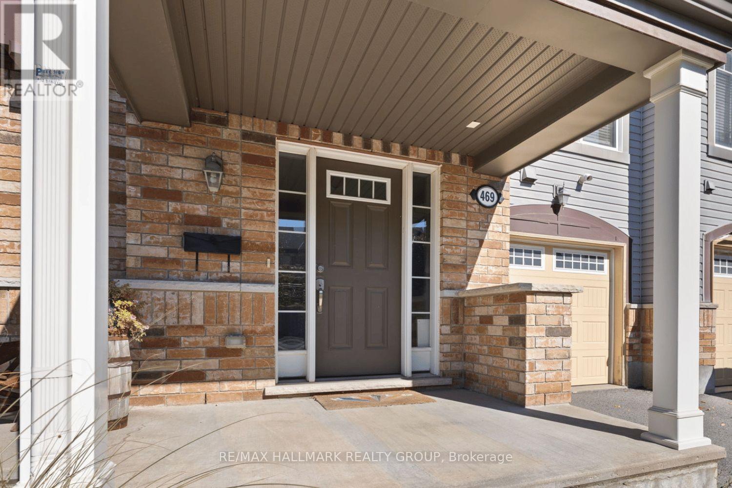 469 Meadowhawk Crescent, Ottawa, Ontario  K2J 5W7 - Photo 3 - X12556354