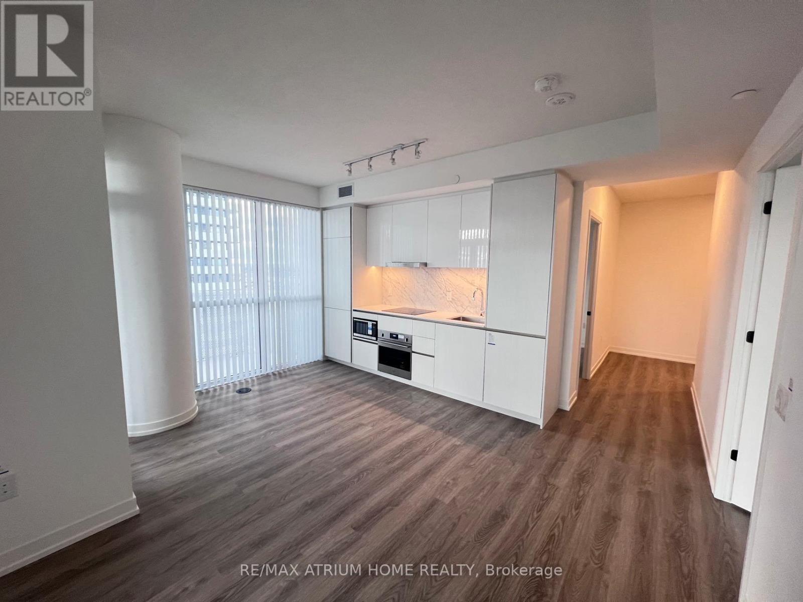 1912 - 8 Interchange Way, Vaughan, Ontario  L4K 5Z2 - Photo 11 - N12556210