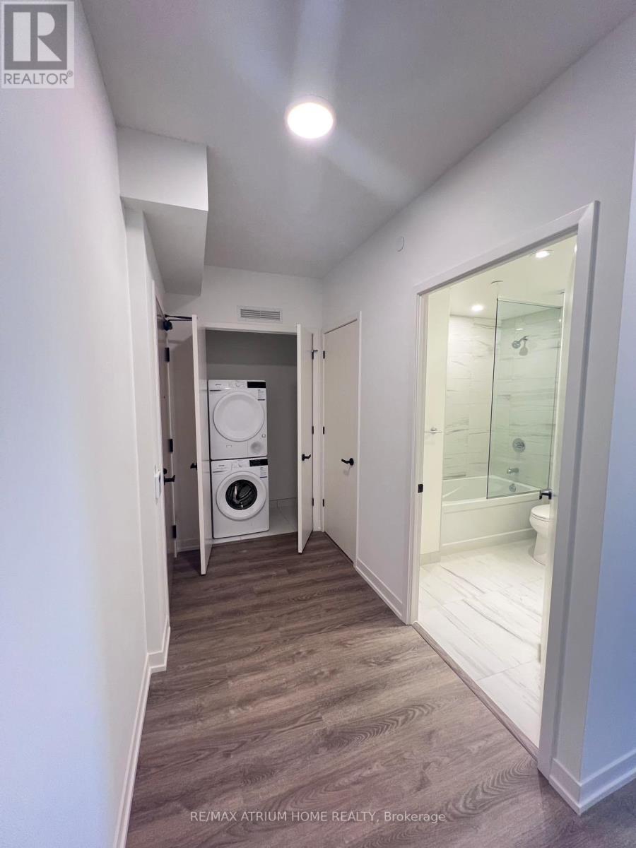 1912 - 8 Interchange Way, Vaughan, Ontario  L4K 5Z2 - Photo 6 - N12556210