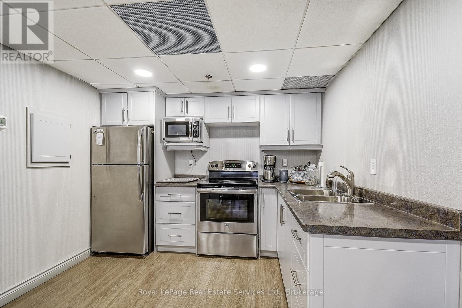 1008 - 1240 Marlborough Court, Oakville, Ontario  L6H 3K7 - Photo 35 - W12556362