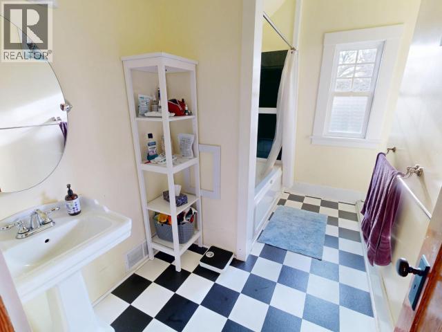 5630 Marine Ave, Powell River, British Columbia  V8A 2M3 - Photo 24 - 19476