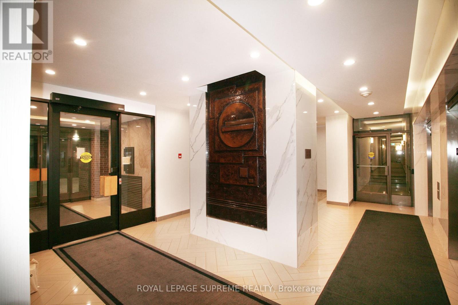 107 - 270 Scarlett Road, Toronto, Ontario  M6N 4X7 - Photo 37 - W12457945