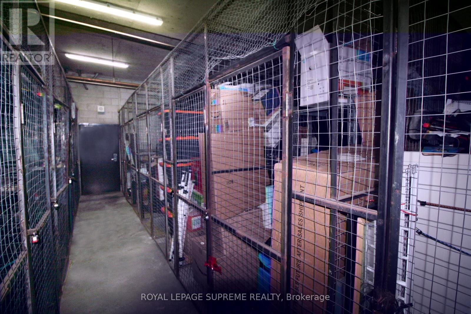 107 - 270 Scarlett Road, Toronto, Ontario  M6N 4X7 - Photo 44 - W12457945