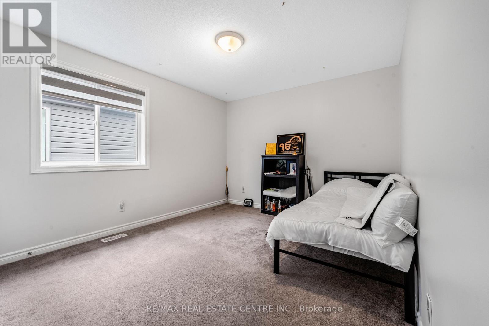 121 Steeplechase Way, Waterloo, Ontario N2K 0E7 - Photo 26 - X12551884