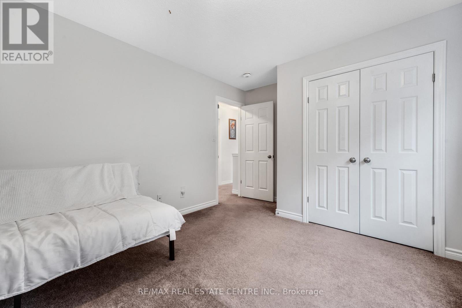 121 Steeplechase Way, Waterloo, Ontario N2K 0E7 - Photo 27 - X12551884