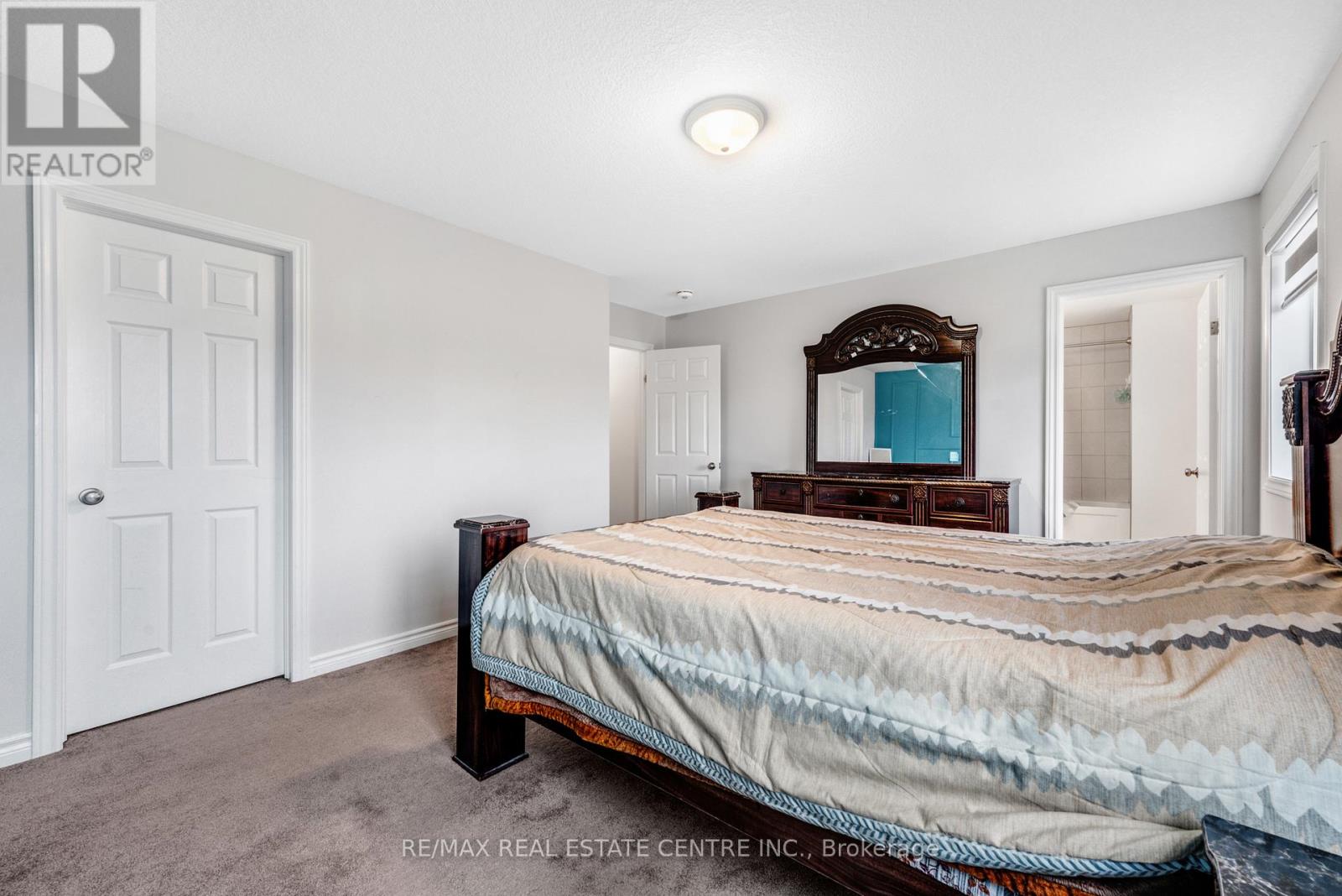 121 Steeplechase Way, Waterloo, Ontario N2K 0E7 - Photo 29 - X12551884