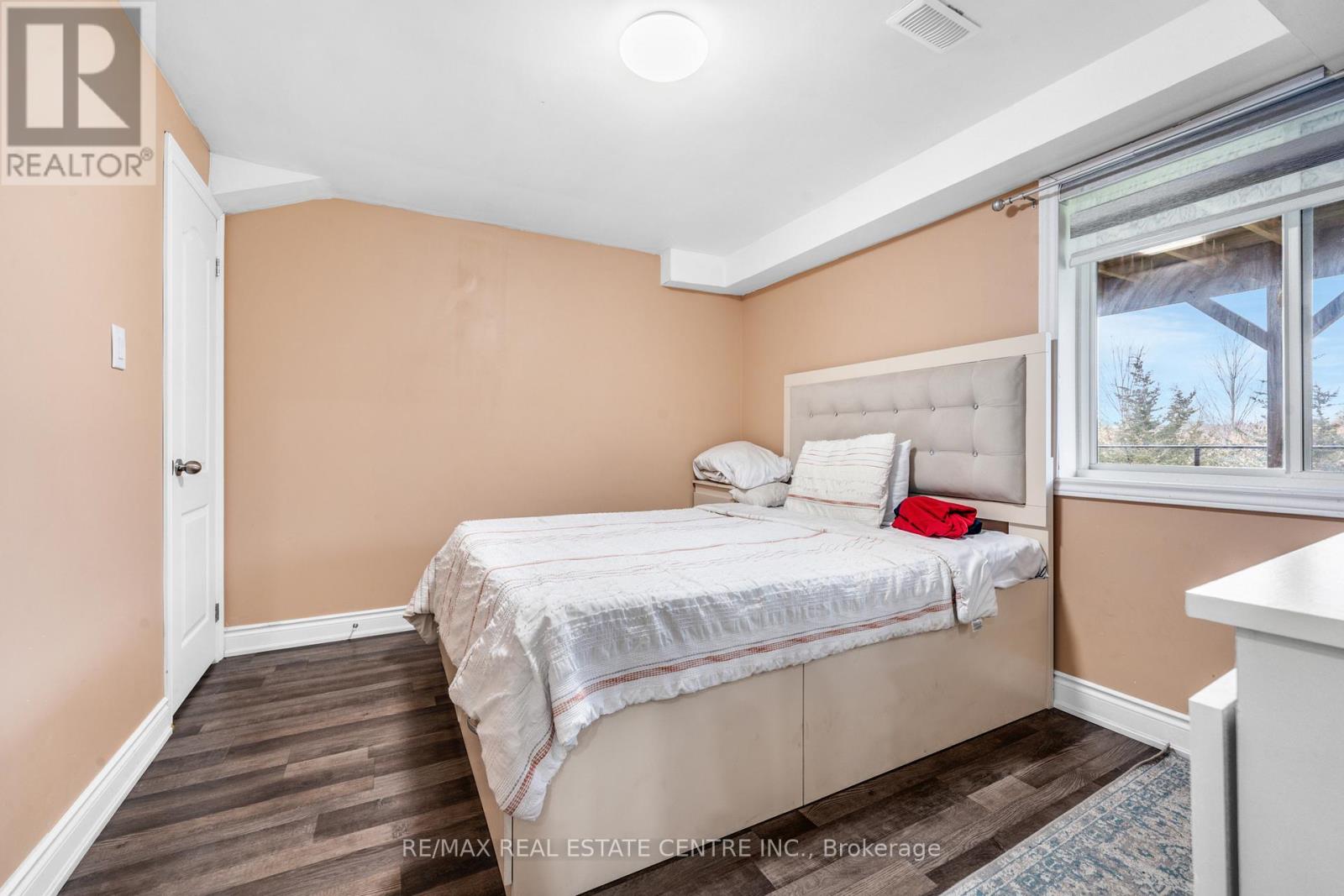 121 Steeplechase Way, Waterloo, Ontario N2K 0E7 - Photo 38 - X12551884