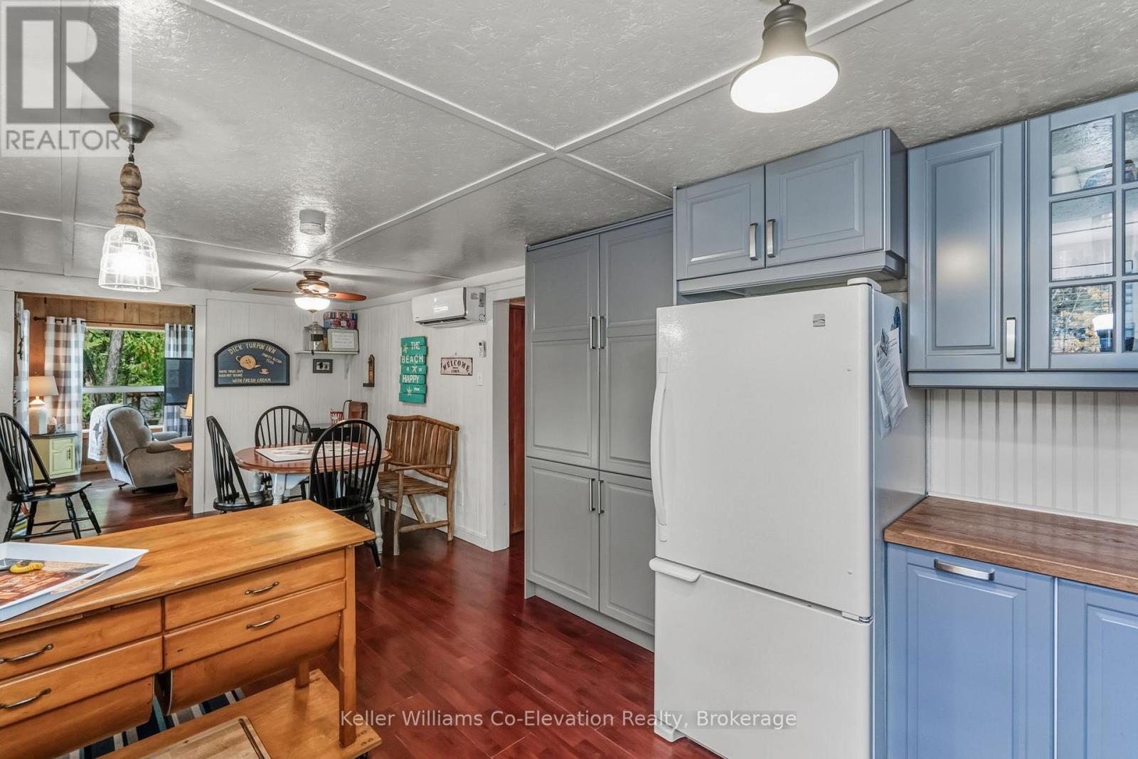 33 Gloucester Grove, Tay, Ontario  L0K 1R0 - Photo 10 - S12556502