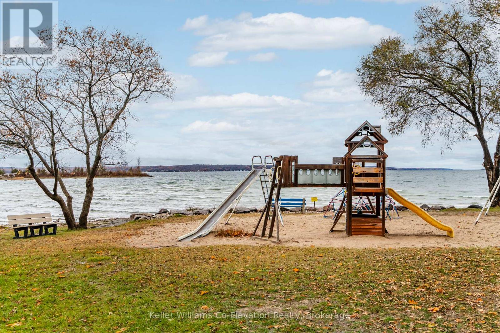 33 Gloucester Grove, Tay, Ontario  L0K 1R0 - Photo 26 - S12556502