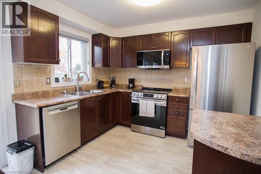 192 Osborn Avenue, Brantford, Ontario  N3T 6S7 - Photo 10 - 40788820