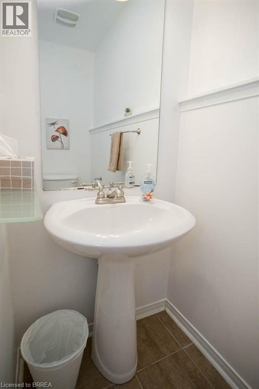 192 Osborn Avenue, Brantford, Ontario  N3T 6S7 - Photo 15 - 40788820