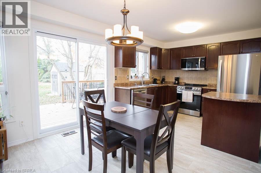 192 Osborn Avenue, Brantford, Ontario  N3T 6S7 - Photo 9 - 40788820