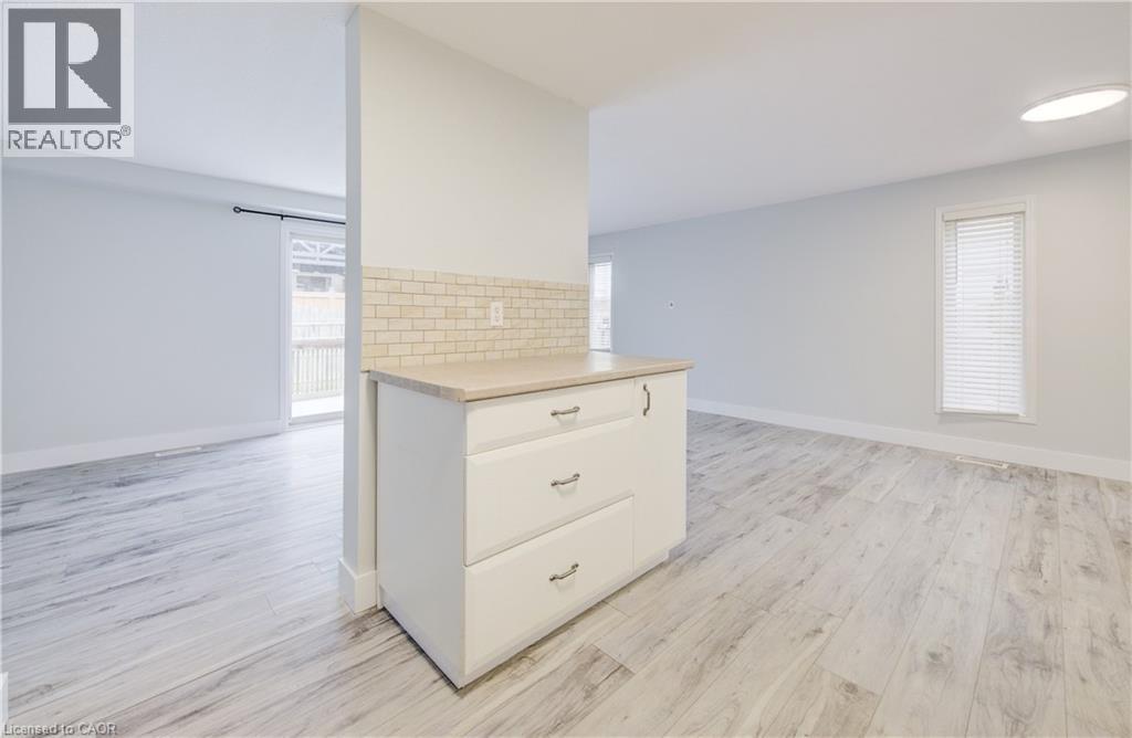 68 Foxglove Crescent, Kitchener, Ontario  N2E 3Y7 - Photo 12 - 40787165