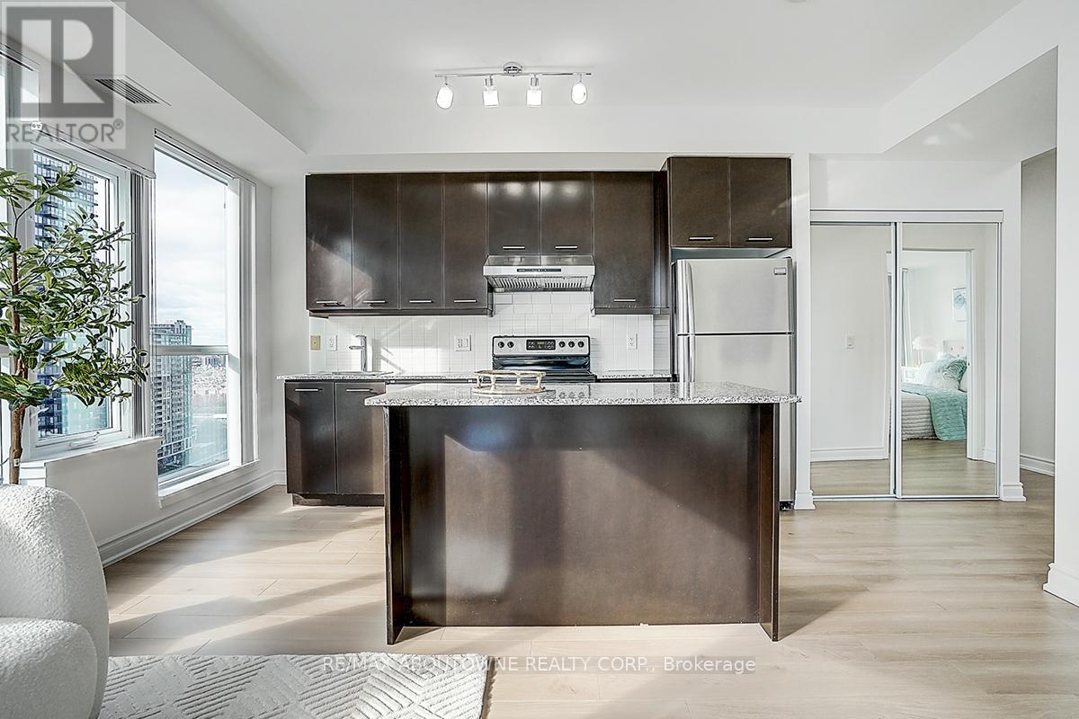 2005 - 360 Square One Drive, Mississauga, Ontario  L5B 0G7 - Photo 12 - W12556180