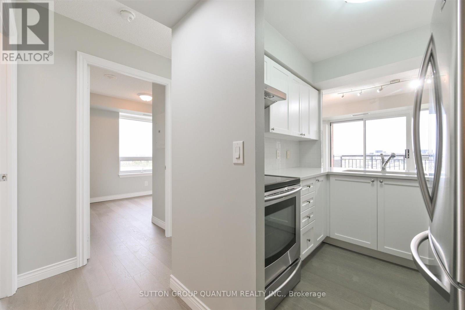 911 - 2379 Central Park Drive, Oakville, Ontario  L6H 0E3 - Photo 10 - W12556200