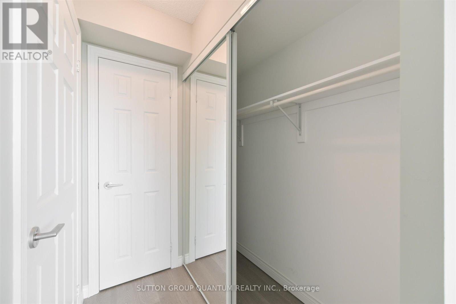 911 - 2379 Central Park Drive, Oakville, Ontario  L6H 0E3 - Photo 16 - W12556200