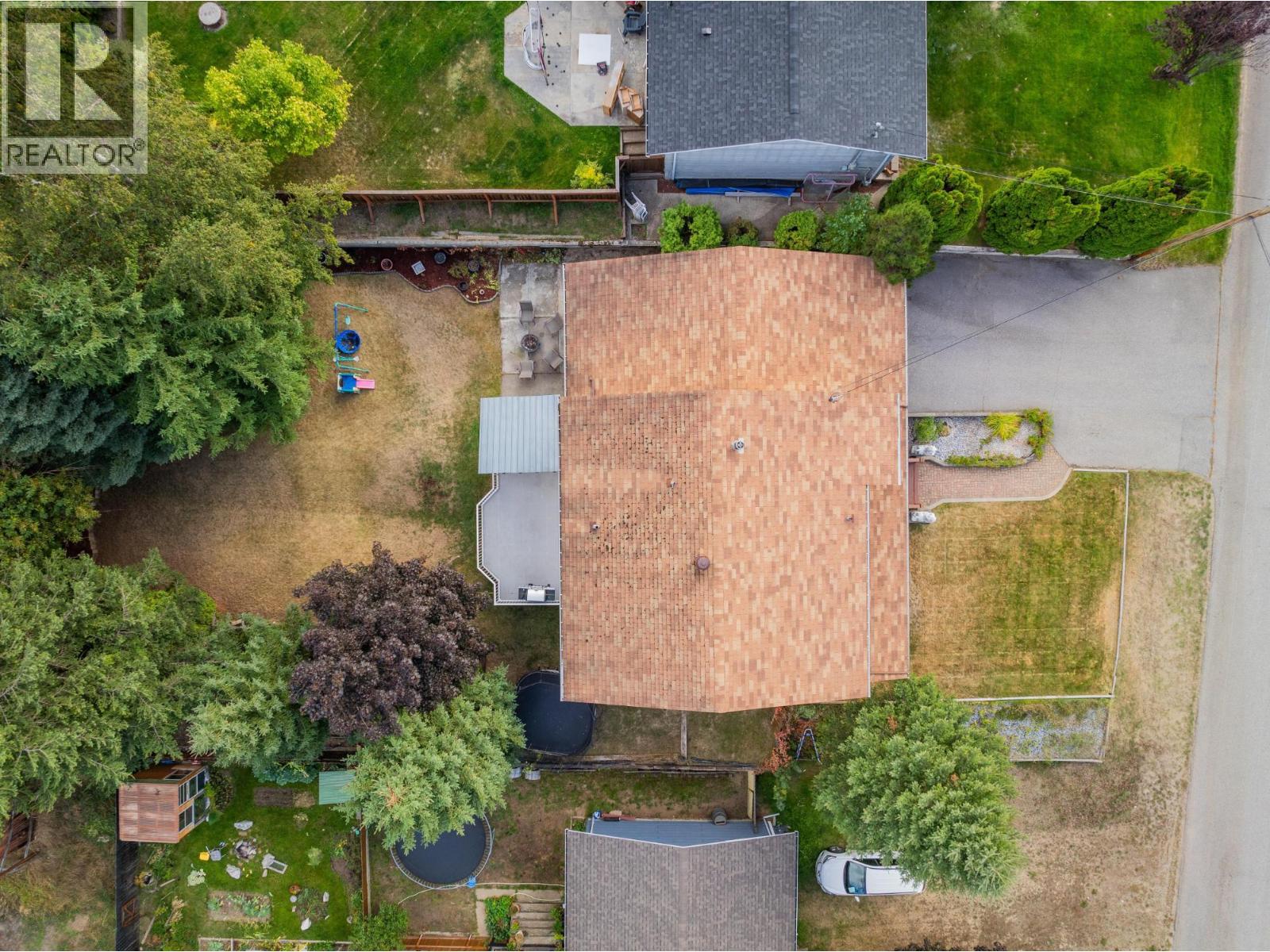 110 Cedar Avenue, Fruitvale, British Columbia  V0G 1L0 - Photo 58 - 10369515