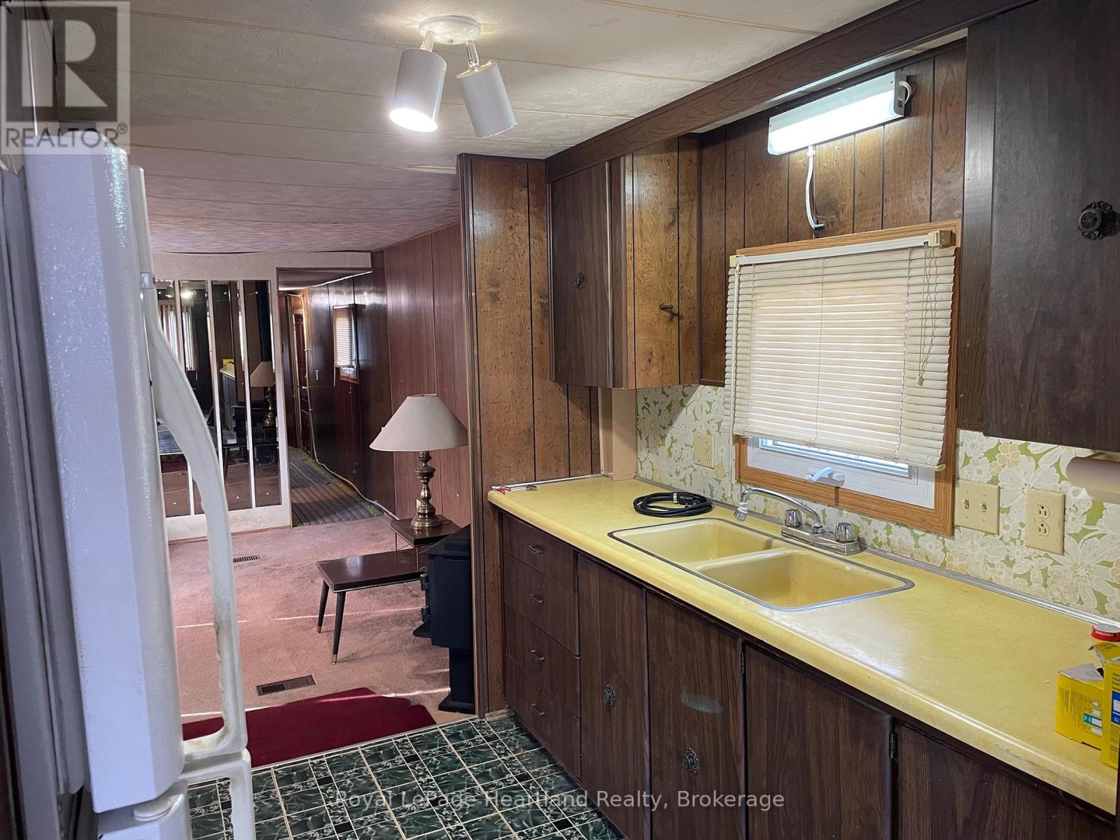 45 Cherokee Lane, Ashfield-Colborne-Wawanosh, Ontario  N7A 3Y2 - Photo 3 - X12556366