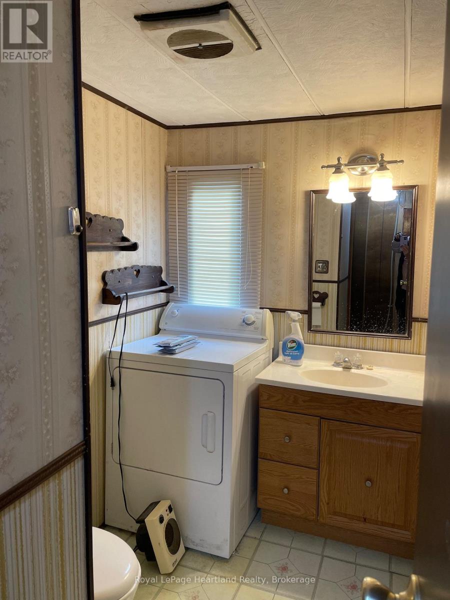 45 Cherokee Lane, Ashfield-Colborne-Wawanosh, Ontario  N7A 3Y2 - Photo 9 - X12556366