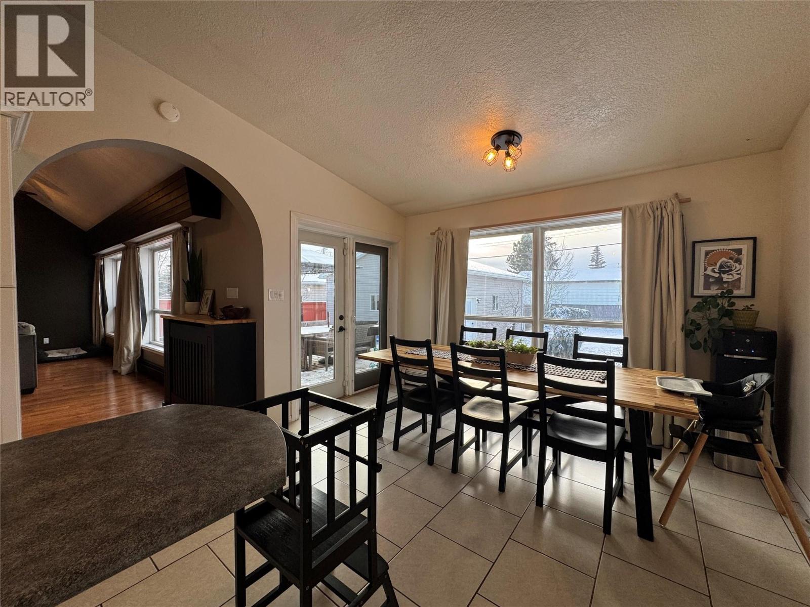 1605 108 Avenue, Dawson Creek, British Columbia  V1G 2T5 - Photo 6 - 10369567