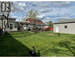 1605 108 Avenue, dawson creek, British Columbia