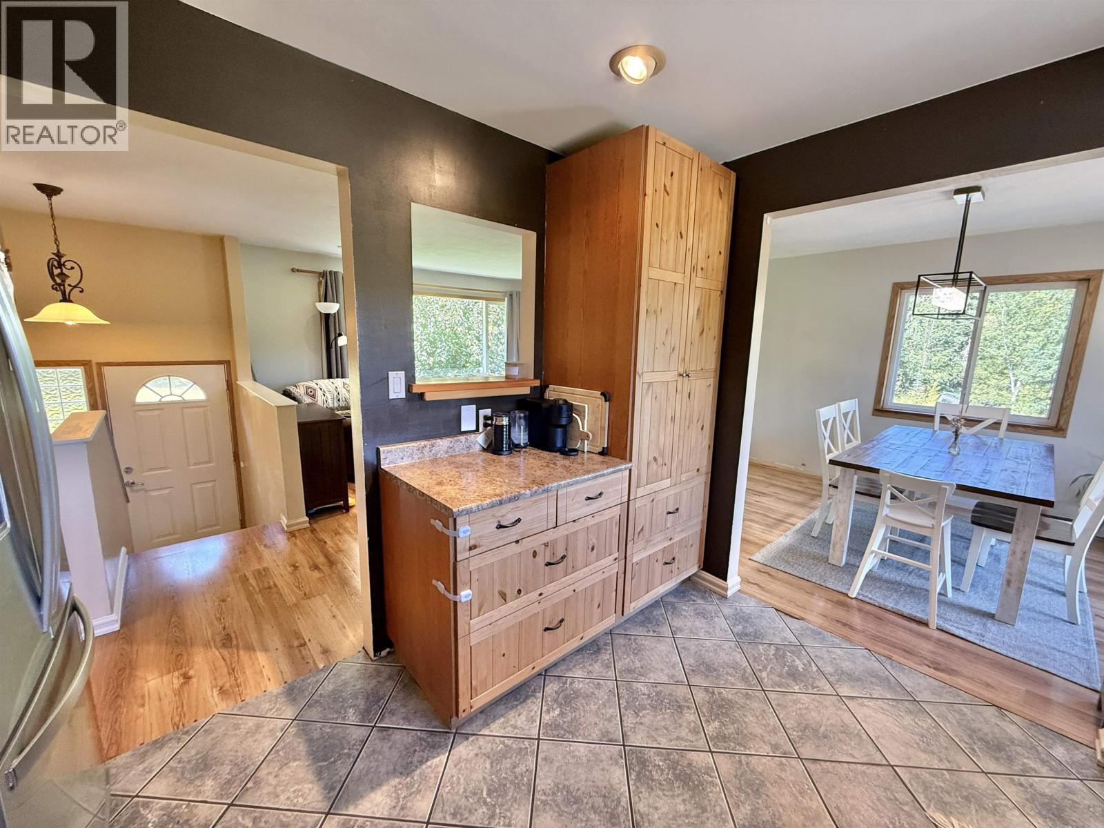 2873 Tindale Road, Quesnel, British Columbia  V2J 7E3 - Photo 12 - R3068454