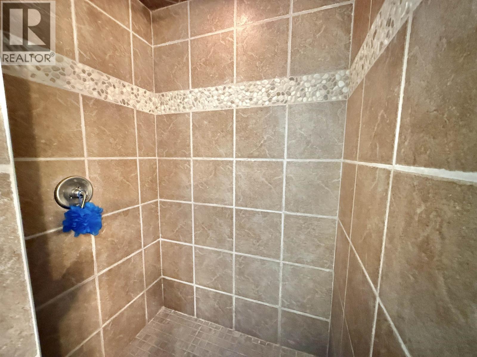 2873 Tindale Road, Quesnel, British Columbia  V2J 7E3 - Photo 18 - R3068454