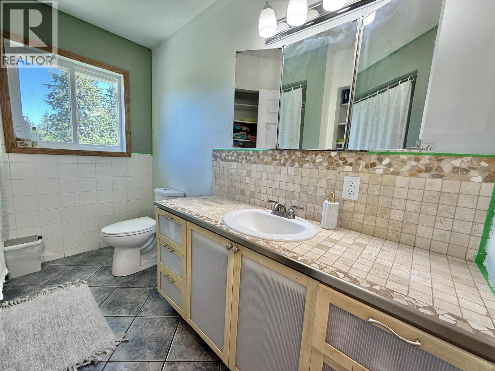 2873 Tindale Road, Quesnel, British Columbia  V2J 7E3 - Photo 22 - R3068454