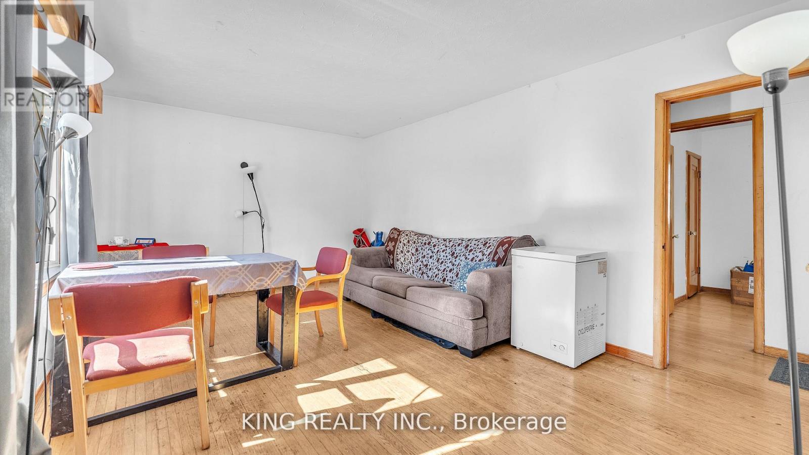 564 First Street, London East, Ontario N5V 1Z7 - Photo 15 - X12556184