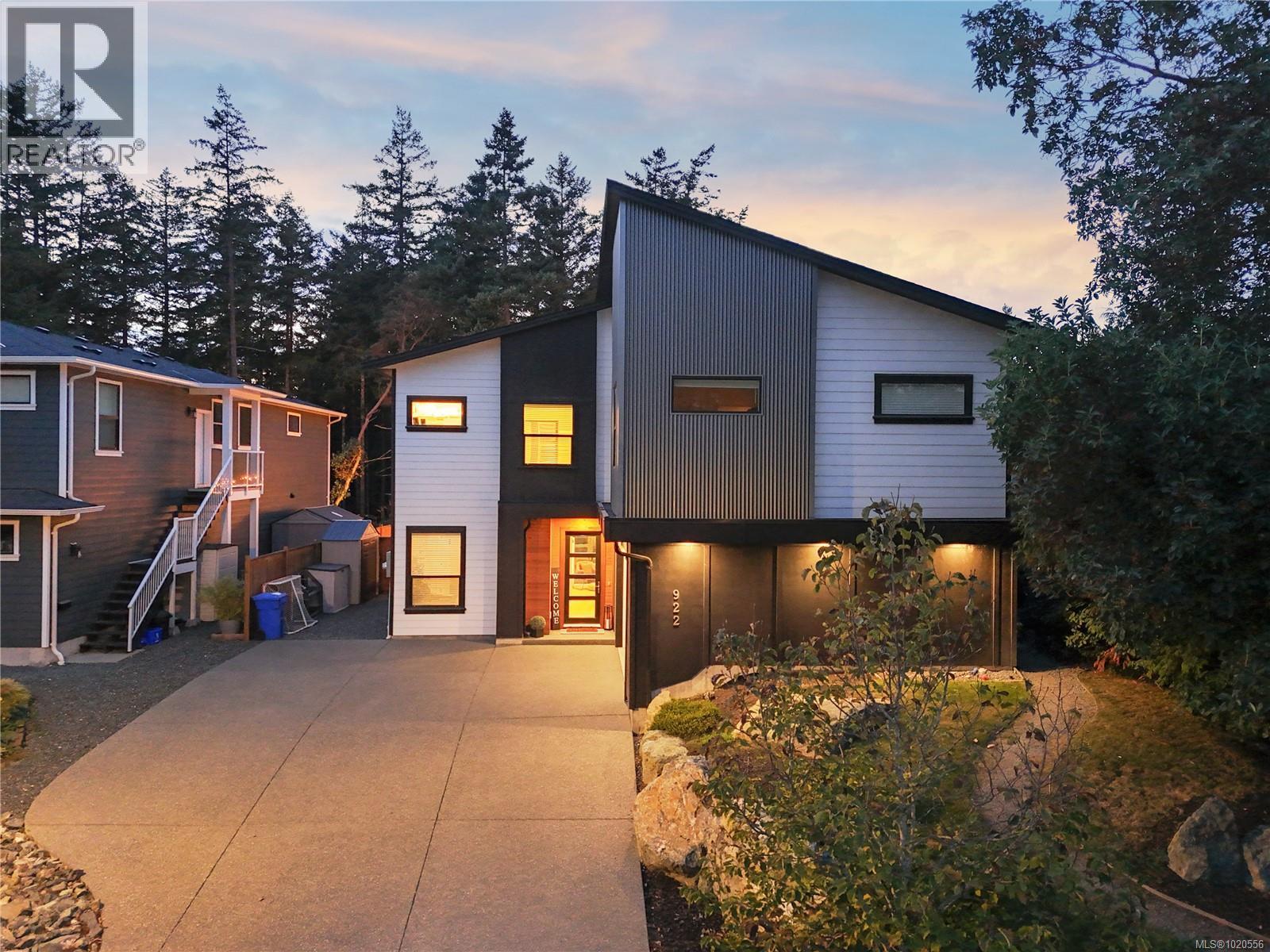 922 Greystone Pl, Langford, British Columbia  V9C 0N8 - Photo 2 - 1020556