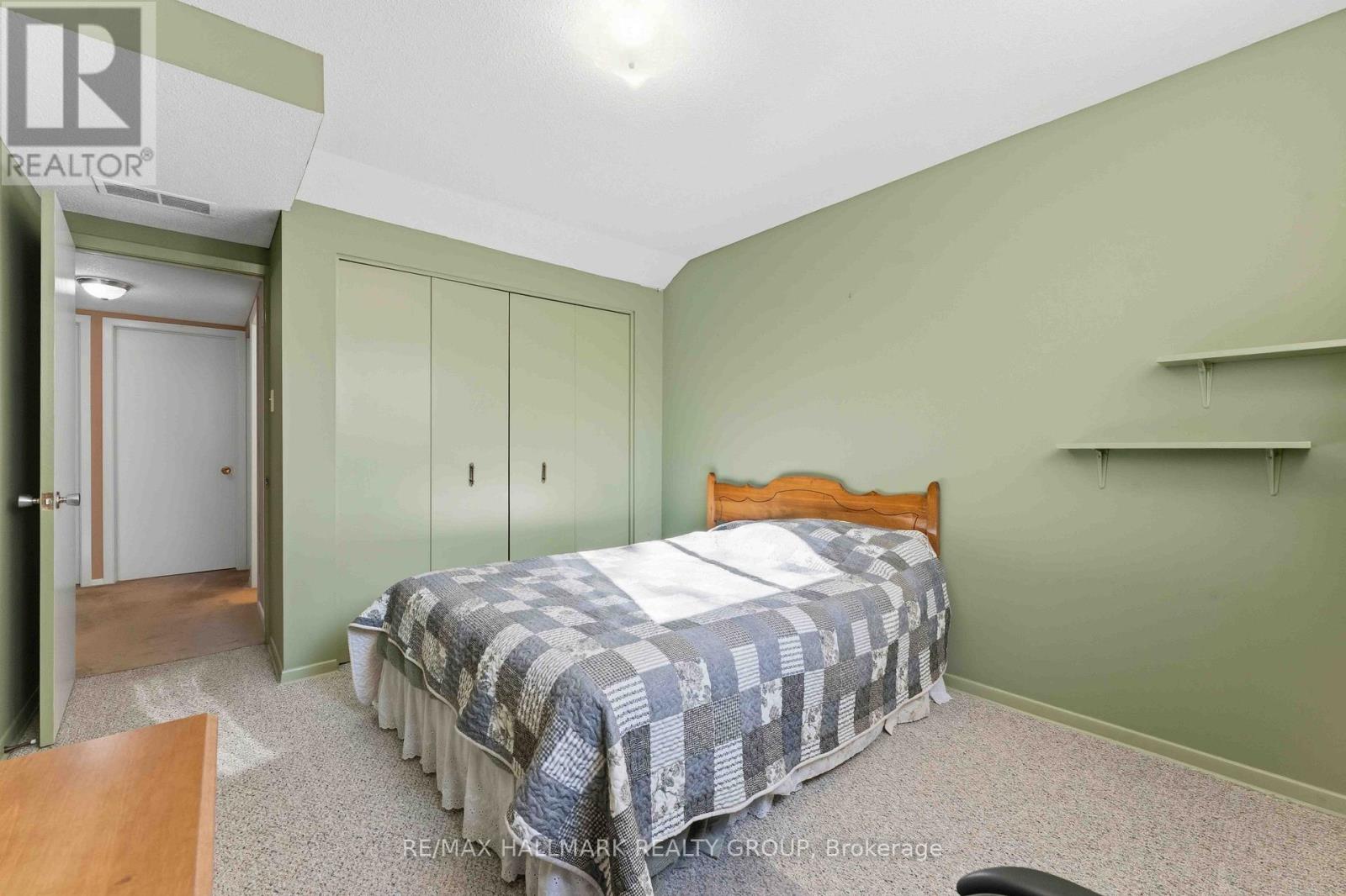 1884 Elmridge Drive, Ottawa, Ontario  K1J 6R7 - Photo 34 - X12496610