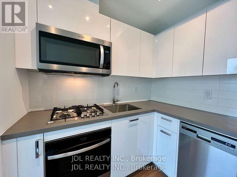 1406 - 195 Mccaul Street, Toronto, Ontario  M5T 1W6 - Photo 11 - C12556296