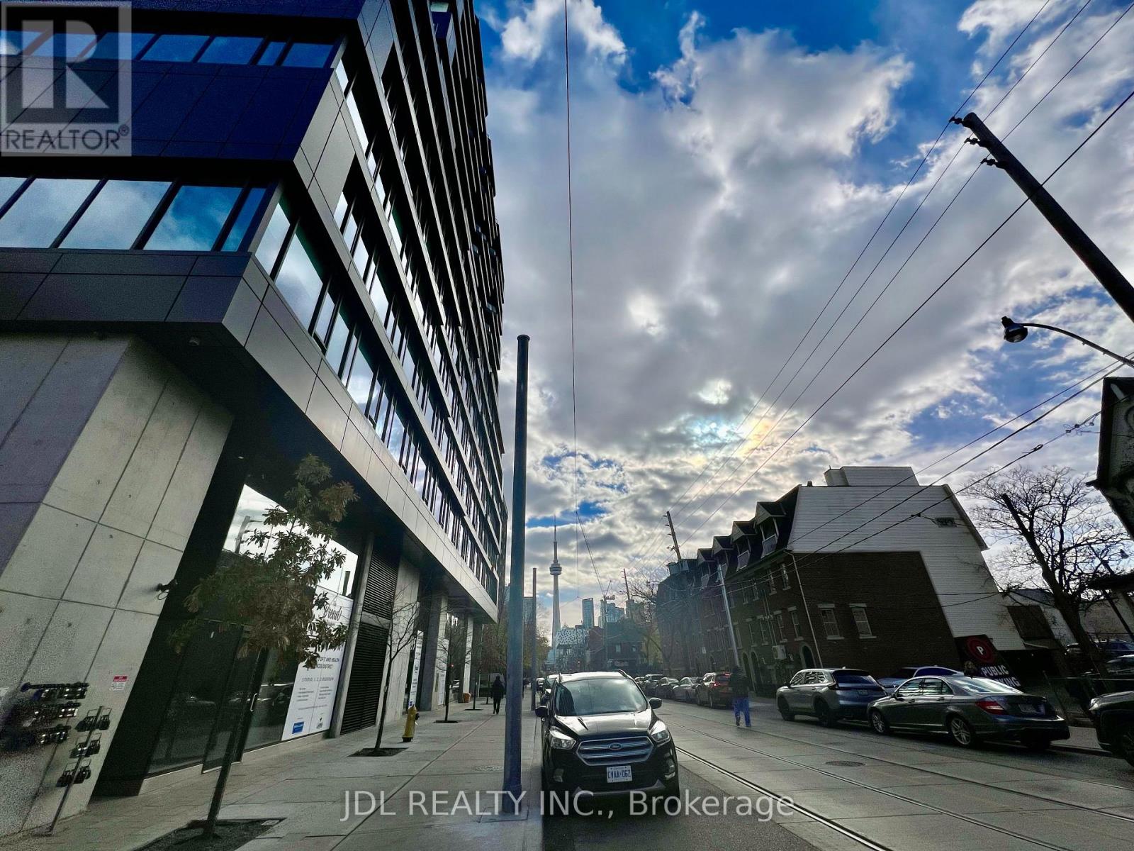 1406 - 195 Mccaul Street, Toronto, Ontario  M5T 1W6 - Photo 2 - C12556296