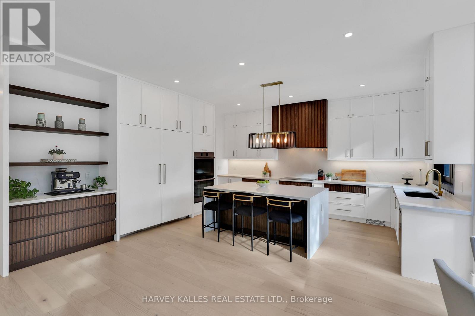 159 Cortleigh Boulevard, Toronto, Ontario  M5N 1P6 - Photo 16 - C12556324