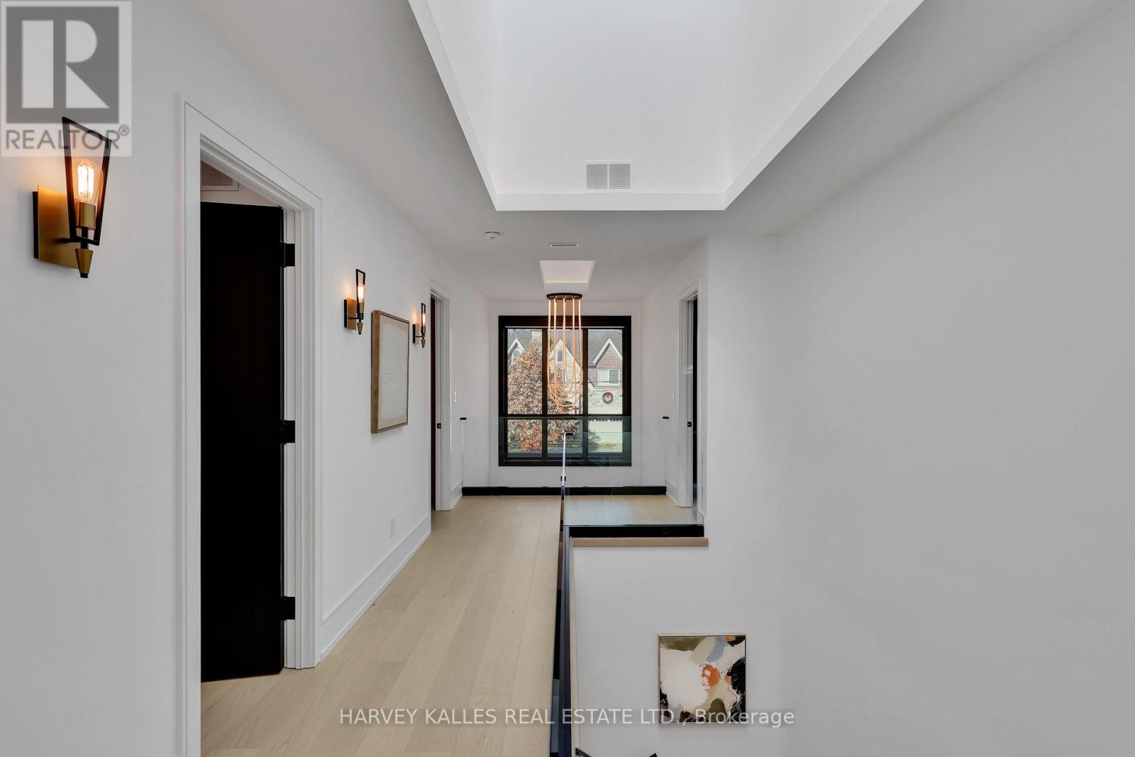 159 Cortleigh Boulevard, Toronto, Ontario  M5N 1P6 - Photo 29 - C12556324