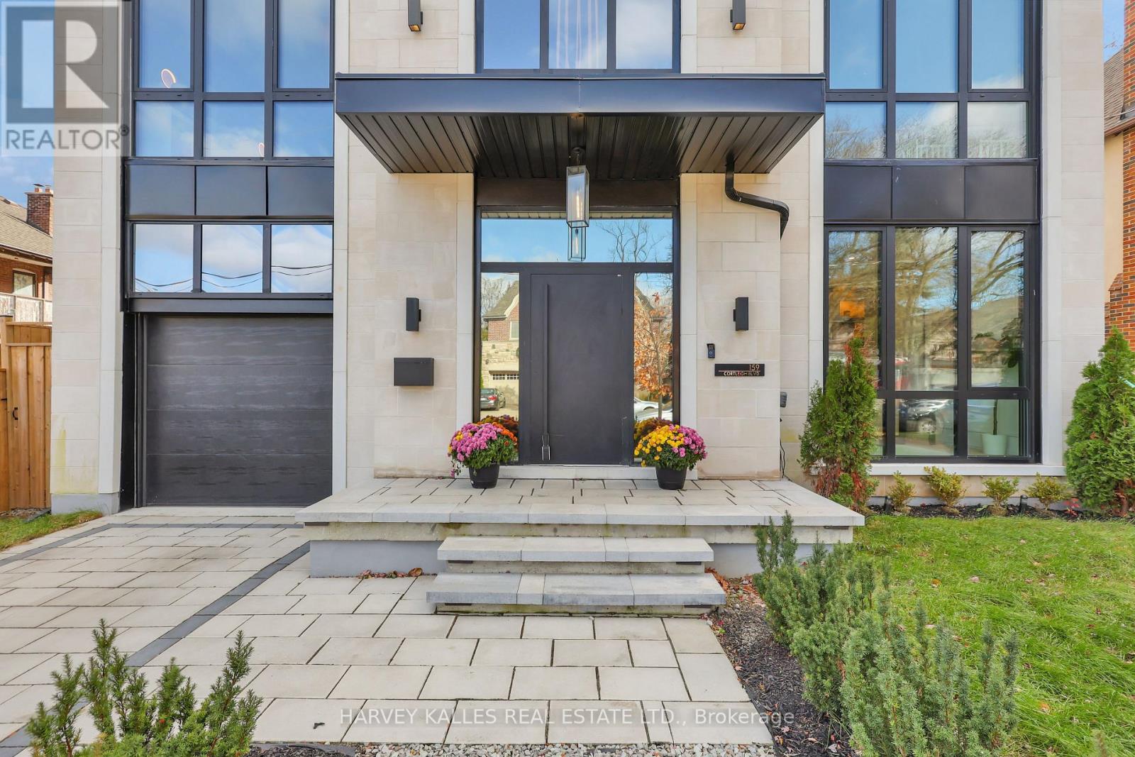 159 Cortleigh Boulevard, Toronto, Ontario  M5N 1P6 - Photo 3 - C12556324