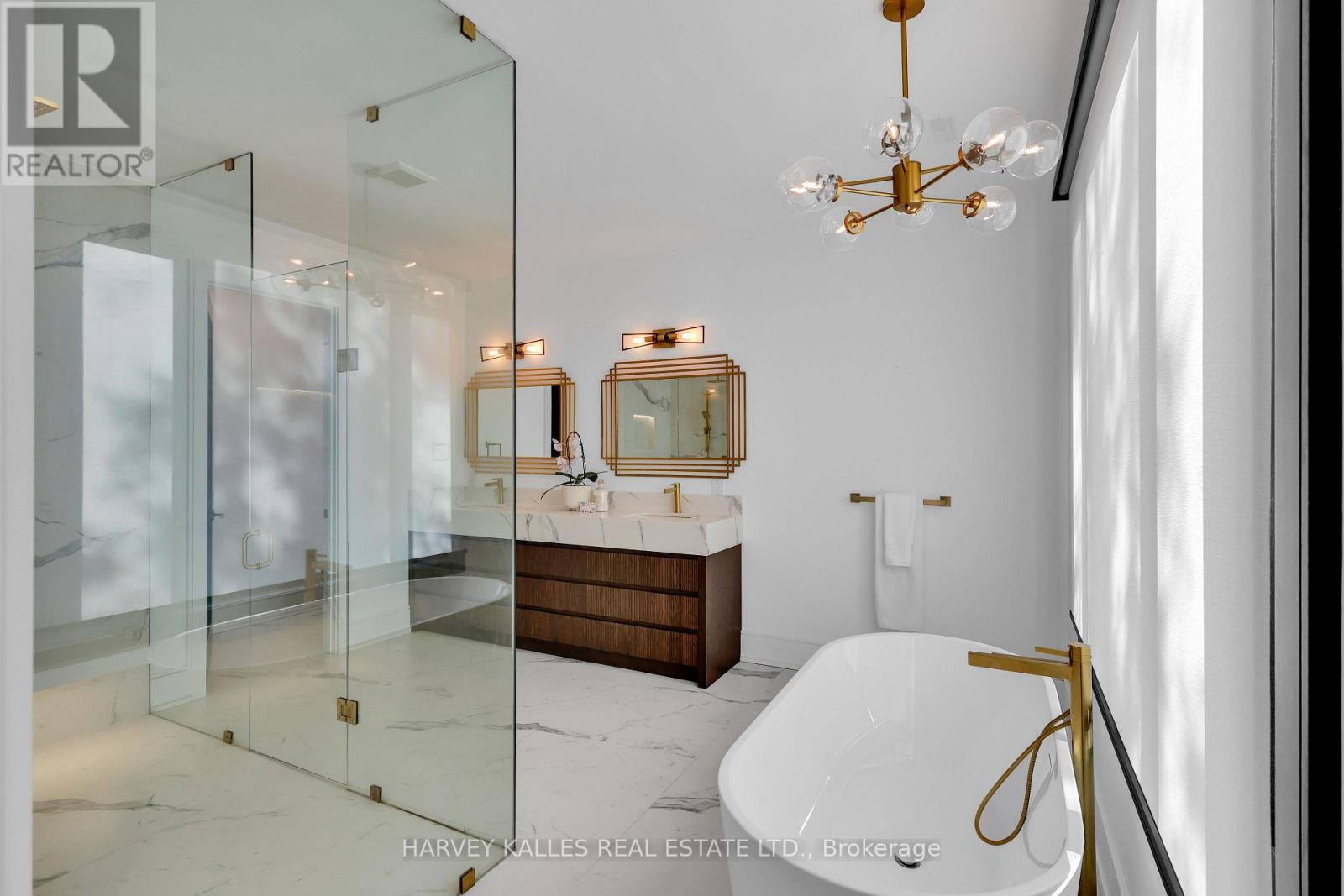 159 Cortleigh Boulevard, Toronto, Ontario  M5N 1P6 - Photo 31 - C12556324