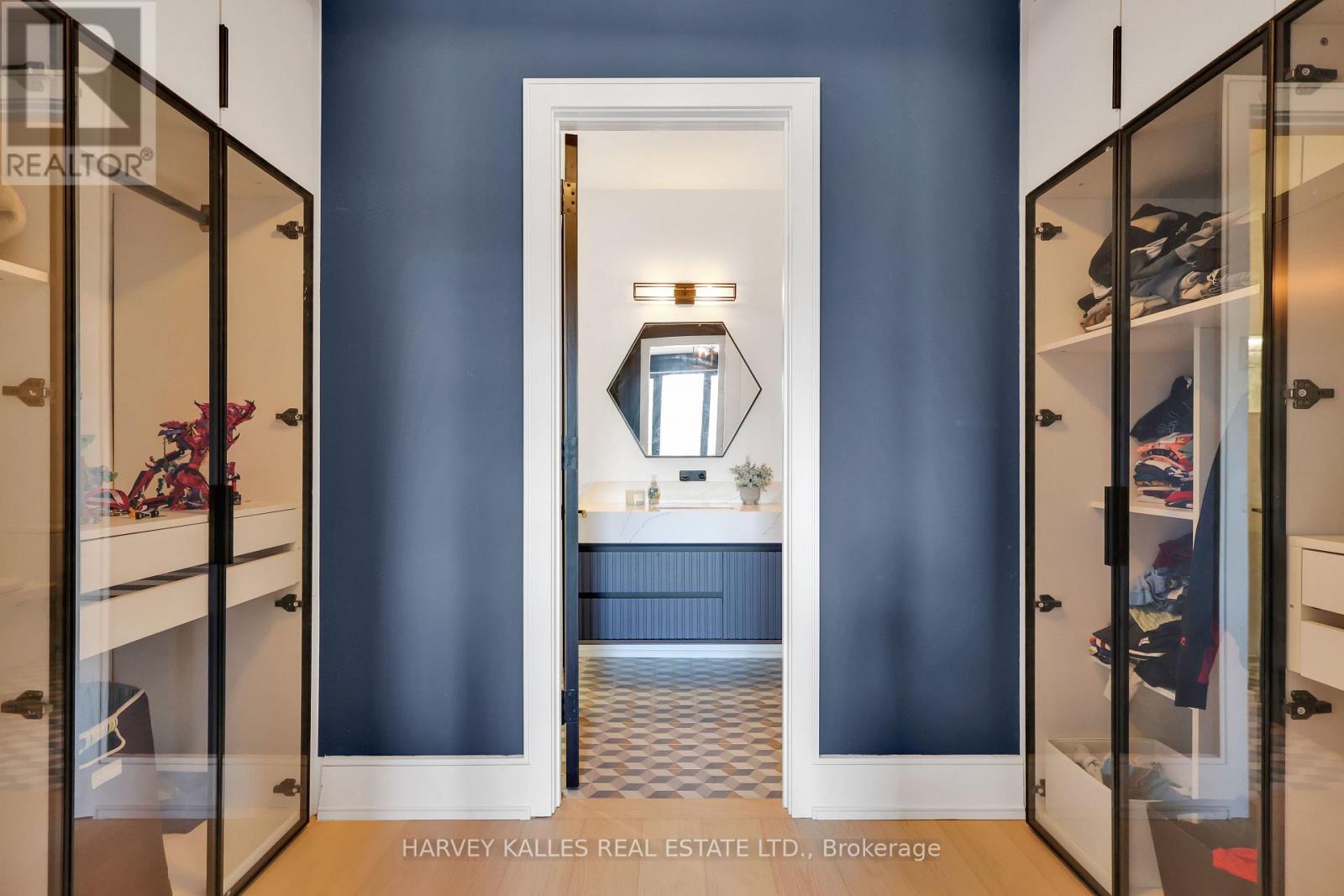 159 Cortleigh Boulevard, Toronto, Ontario  M5N 1P6 - Photo 38 - C12556324