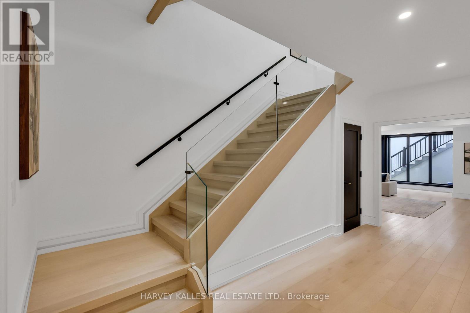 159 Cortleigh Boulevard, Toronto, Ontario  M5N 1P6 - Photo 40 - C12556324