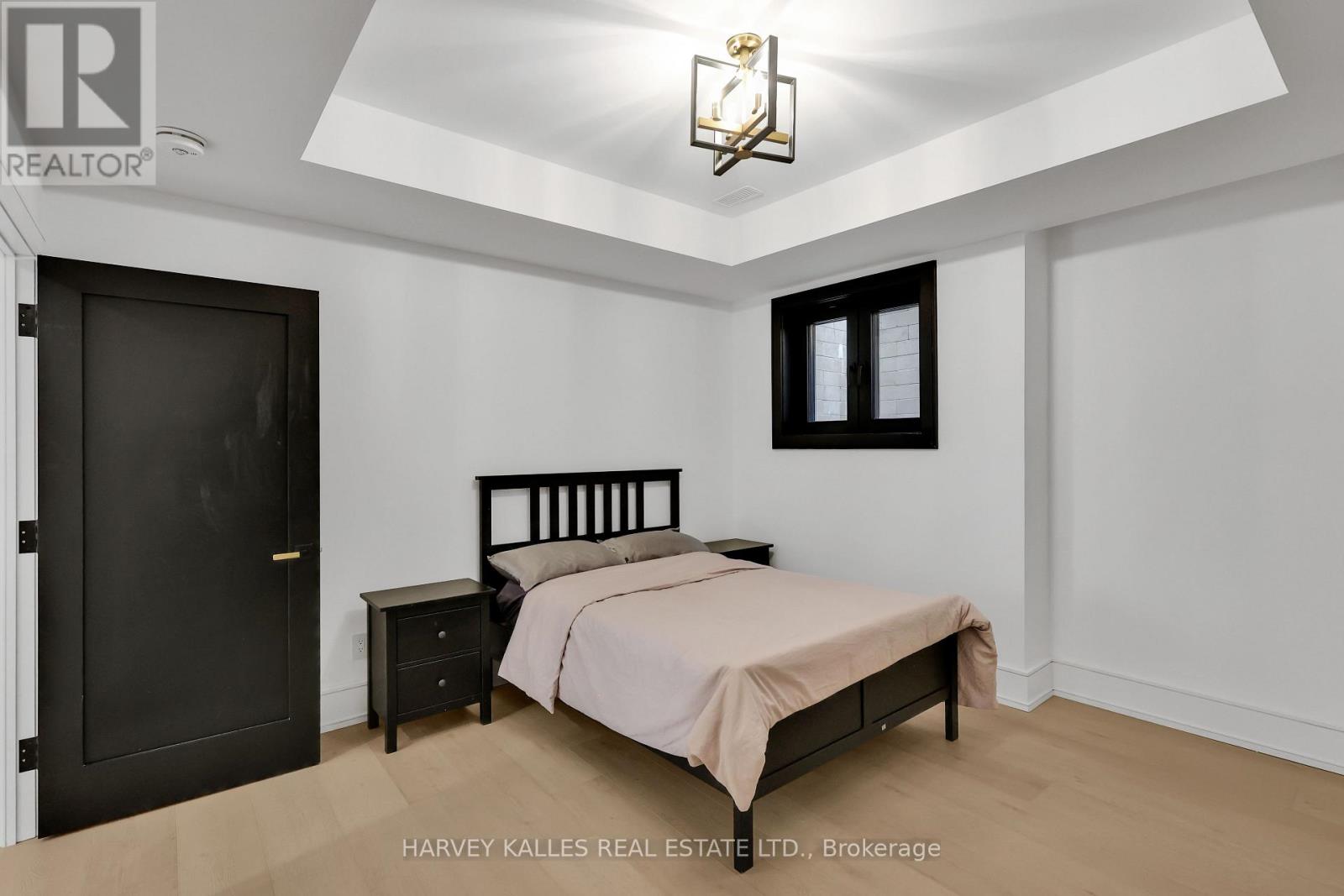 159 Cortleigh Boulevard, Toronto, Ontario  M5N 1P6 - Photo 41 - C12556324