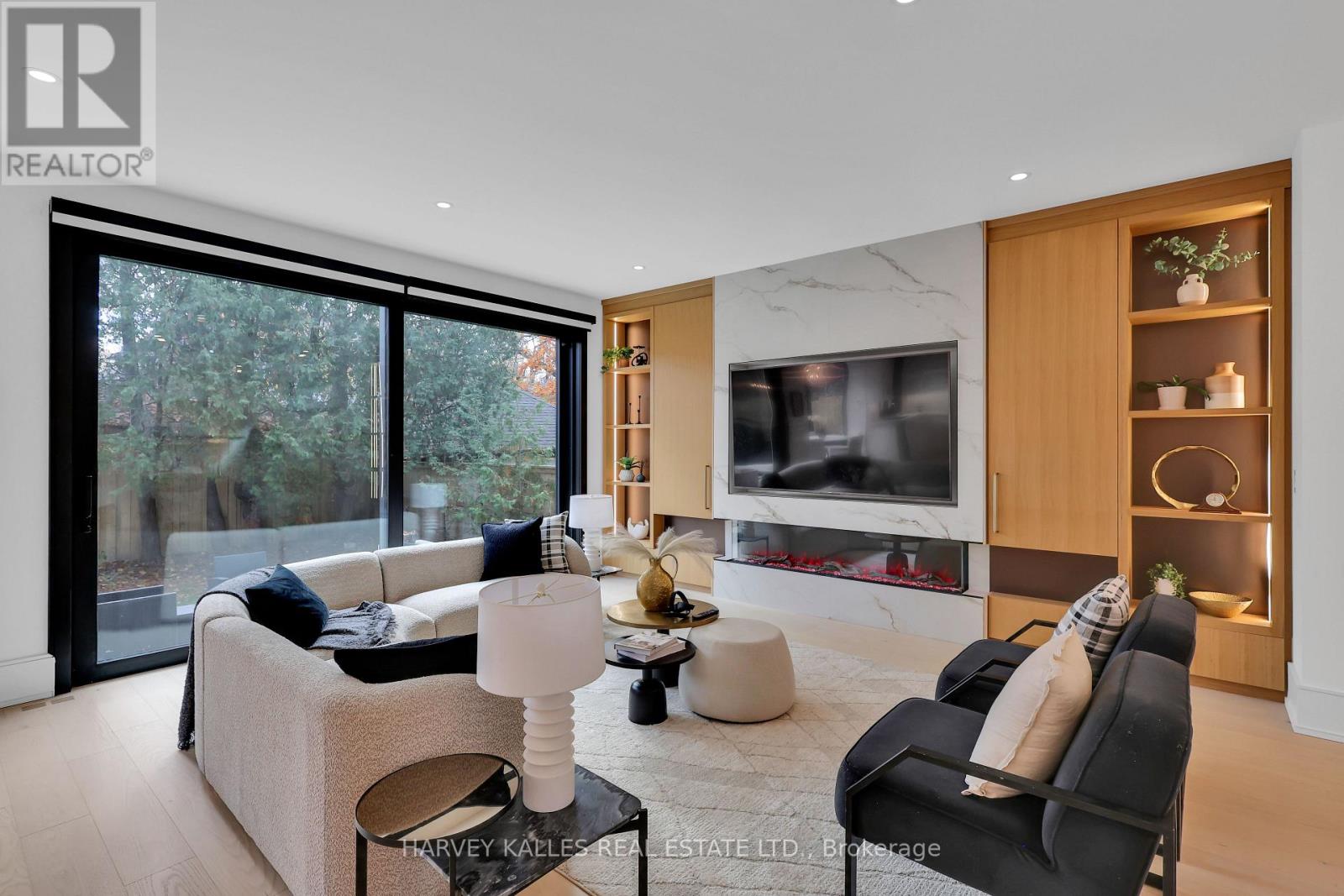 159 Cortleigh Boulevard, Toronto, Ontario  M5N 1P6 - Photo 9 - C12556324