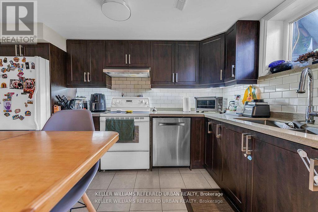 Lower - 314 Atlas Avenue, Toronto, Ontario  M6C 3P9 - Photo 7 - C12556330