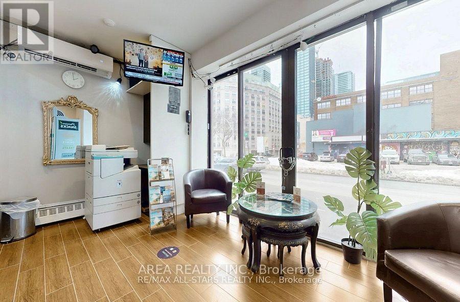 135 Jarvis Street, Toronto, Ontario  M5C 2H6 - Photo 5 - C12556384